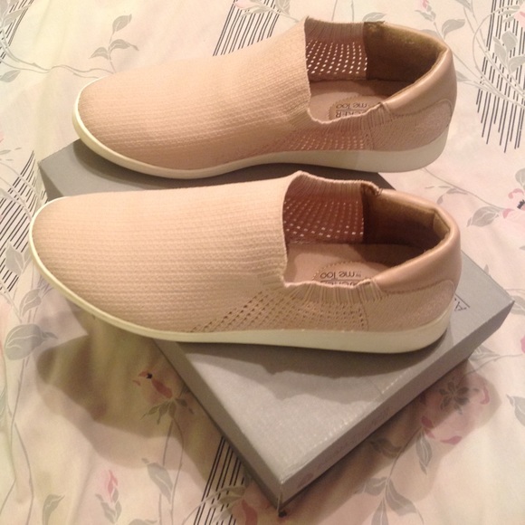 Women's Adam Tucker Radley Knit Sneaker size 10 - Picture 3 of 3